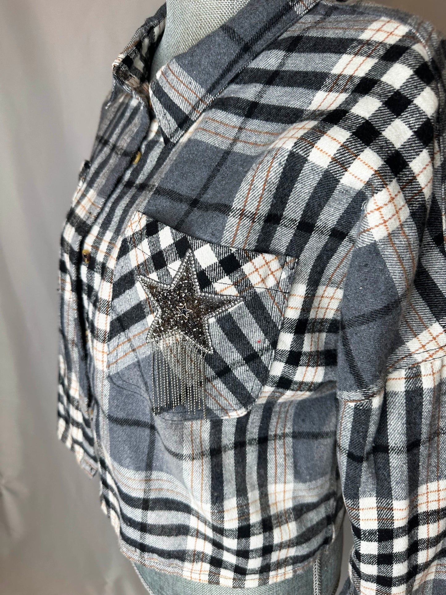 "Howdy" Womens Star Flannel Left Pocket Detailing