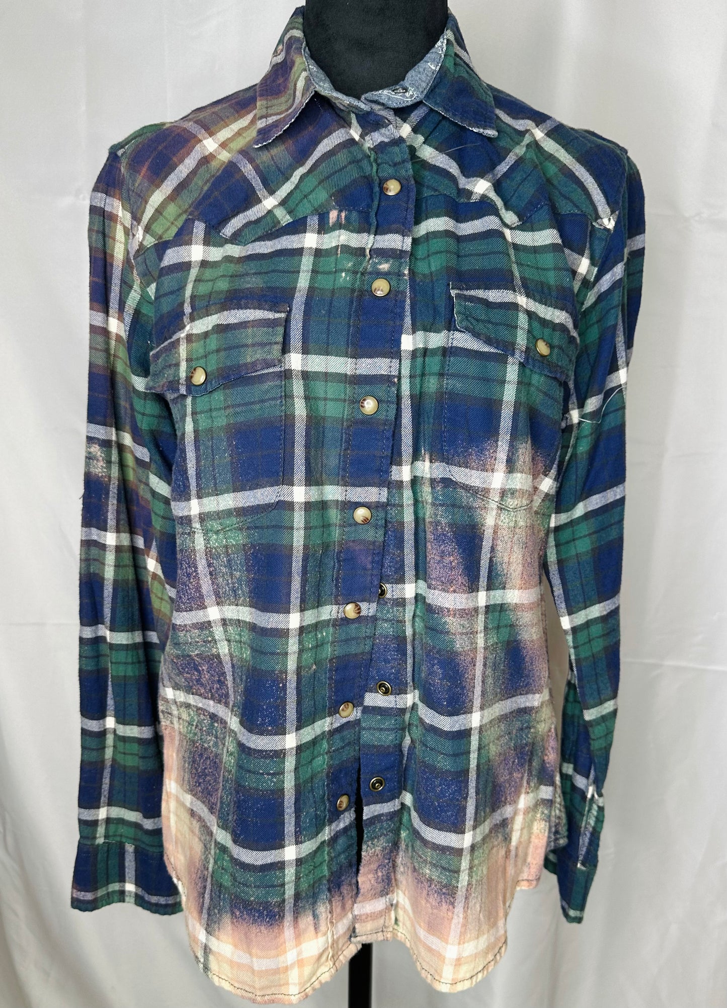 "Fueled by coffee & country music" Womens Flannel