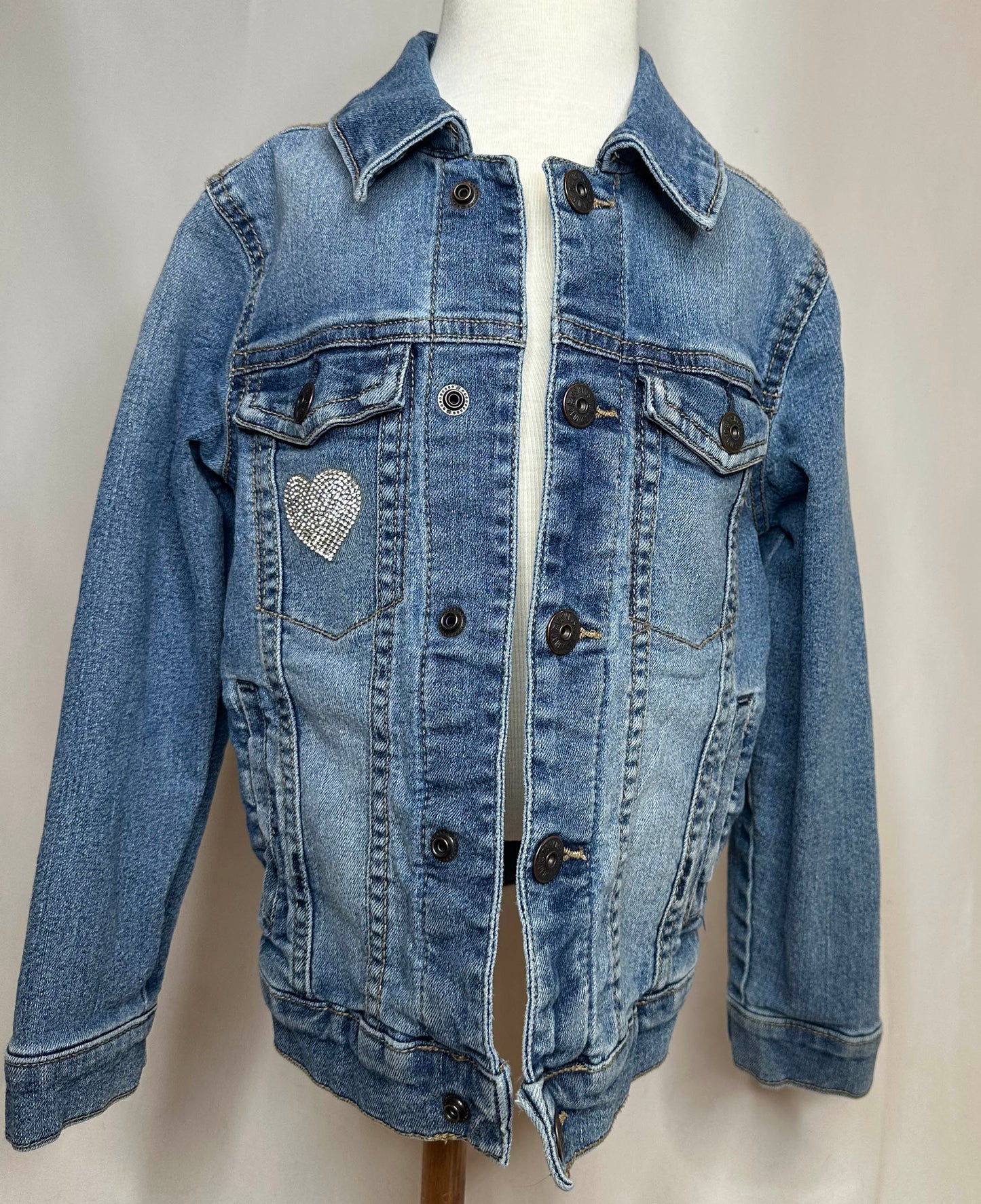 Kids "It's a cowgirl thing" Denim Jacket with pink fringe, front side